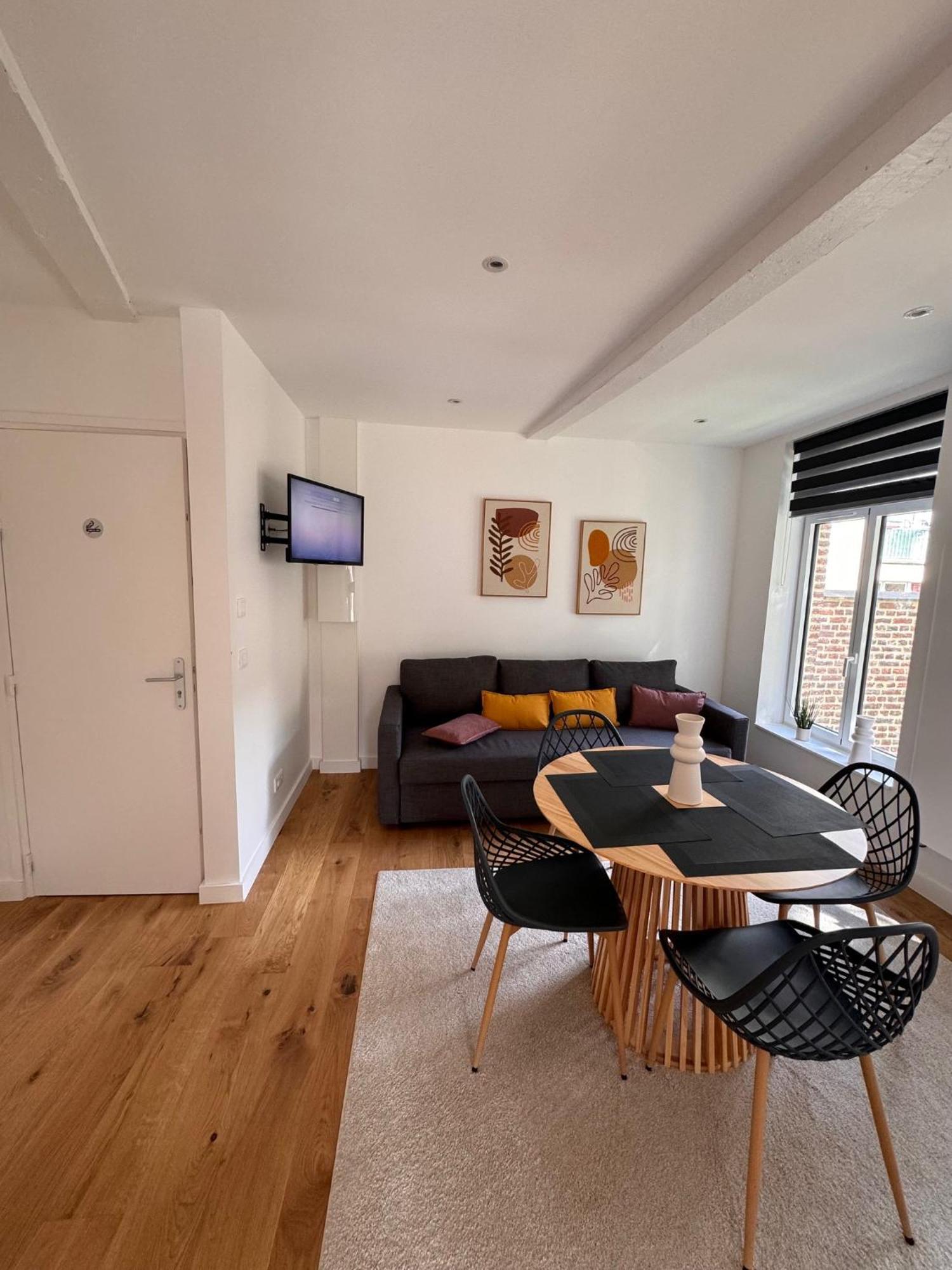 ليل Victorias House Suite الغرفة الصورة